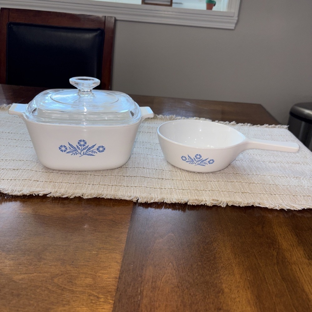 corning ware blue cornflower Casserole Dish With Lid P-1 3/4 B And P81-B 1 Pint